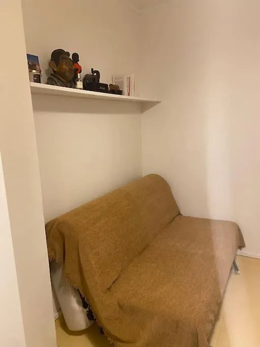 Studio 13m2completement * Paris